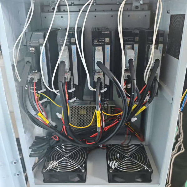 Bộ Điểu Khiển HUACHENG Loại Không tích hợp 3-7 trục